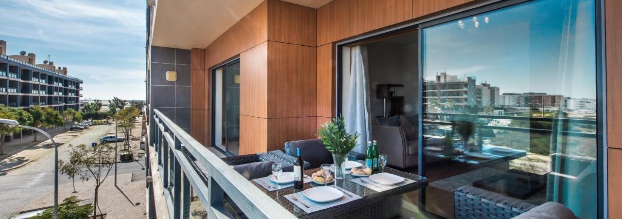 Sunset Home Olhao- Modern 3 Bed Luxury Apartment With Rooftop Pool Exterior photo